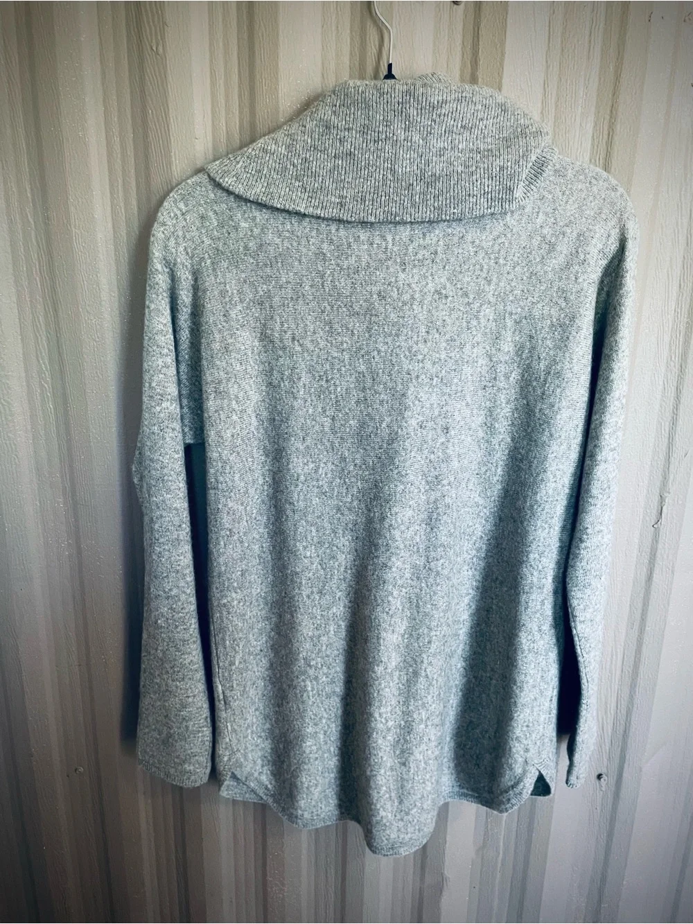 Max Studio 100% 2-ply Cashmere Sweater Grey Cowl Neck Dolman Sleeve SO SOFT sz M